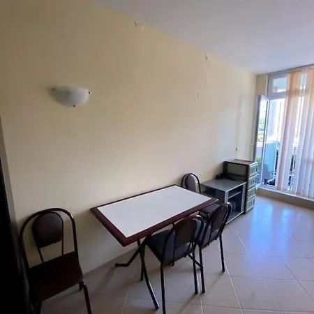 Cozy * Slăntjev Brjag