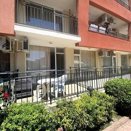 Lägenhet Cozy Slăntjev Brjag